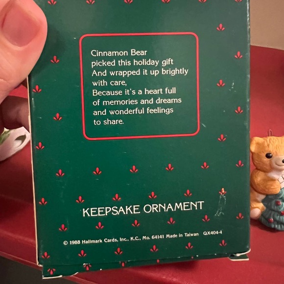 Hallmark Keepsake Vintage Christmas Ornaments Cinnamon Bear Porcelain Lot - Picture 6 of 7